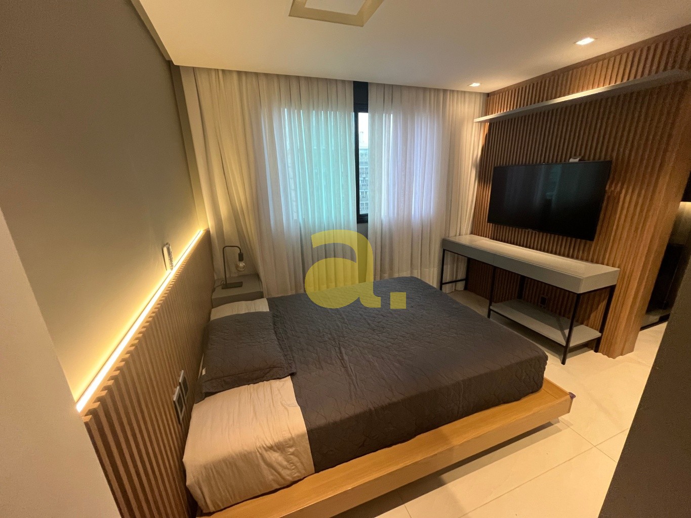 Apartamento à venda com 4 quartos, 200m² - Foto 19