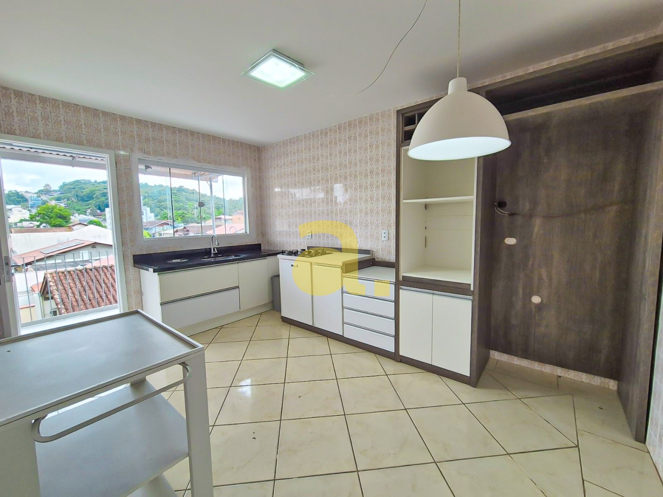 Casa para alugar com 3 quartos, 95m² - Foto 8