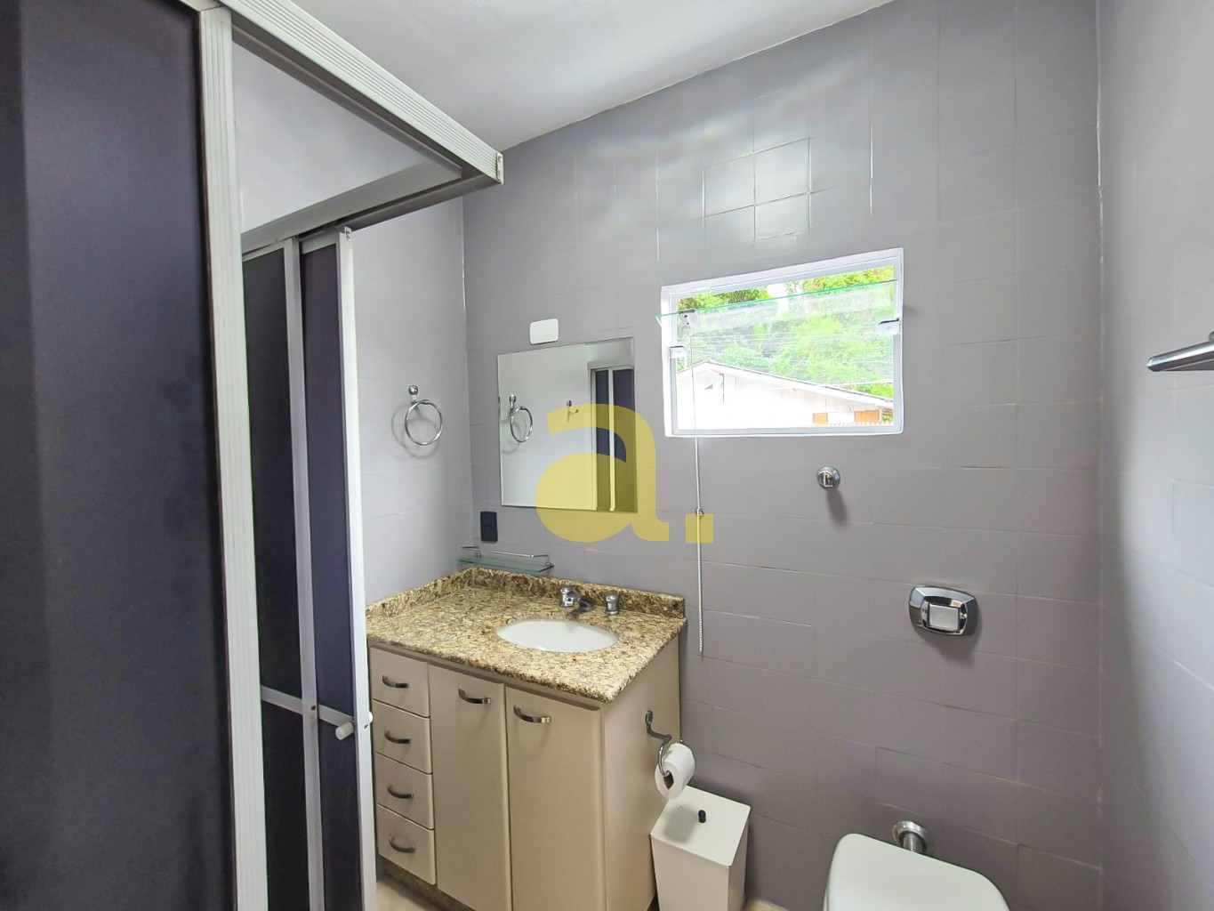 Casa para alugar com 3 quartos, 95m² - Foto 14