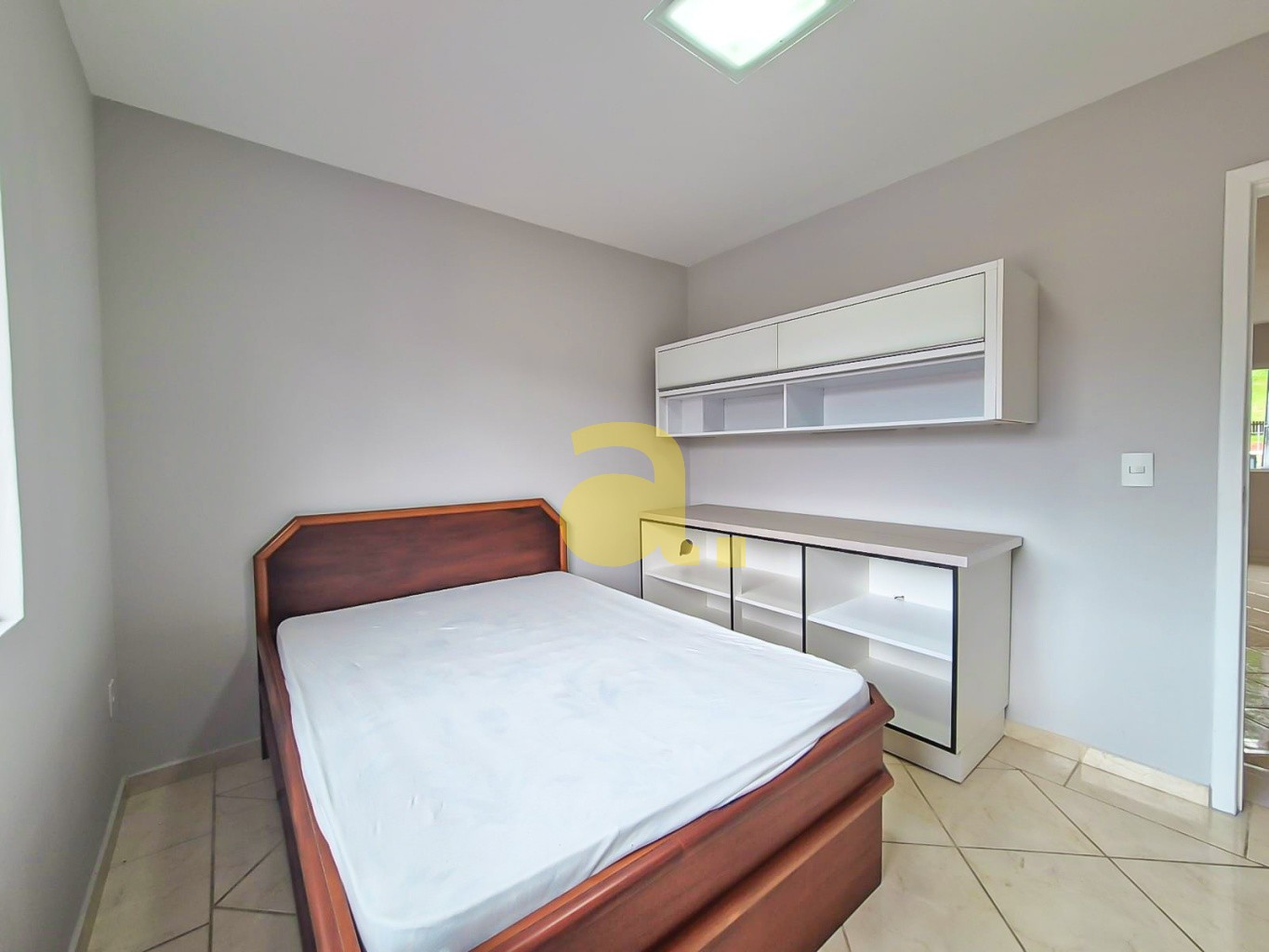 Casa para alugar com 3 quartos, 95m² - Foto 11