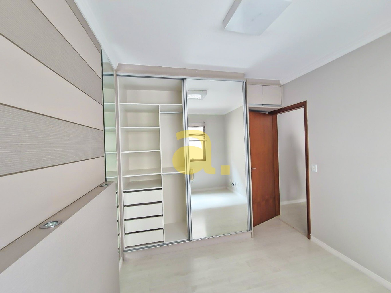Casa para alugar com 3 quartos, 95m² - Foto 17