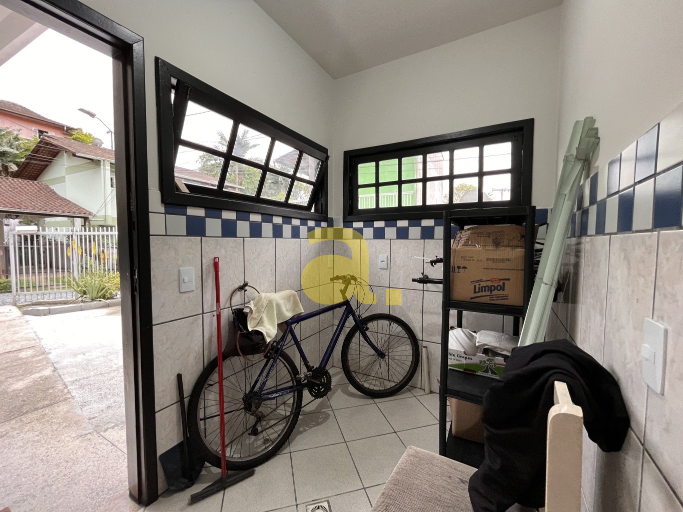 Casa à venda com 3 quartos, 153m² - Foto 11