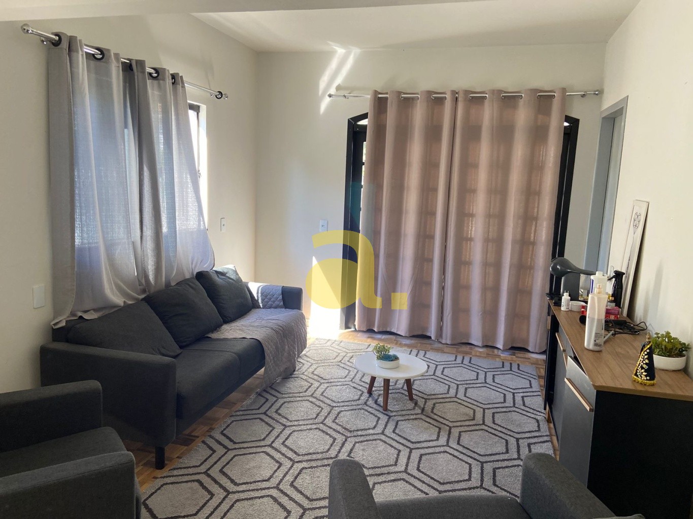 Casa à venda com 3 quartos, 153m² - Foto 4
