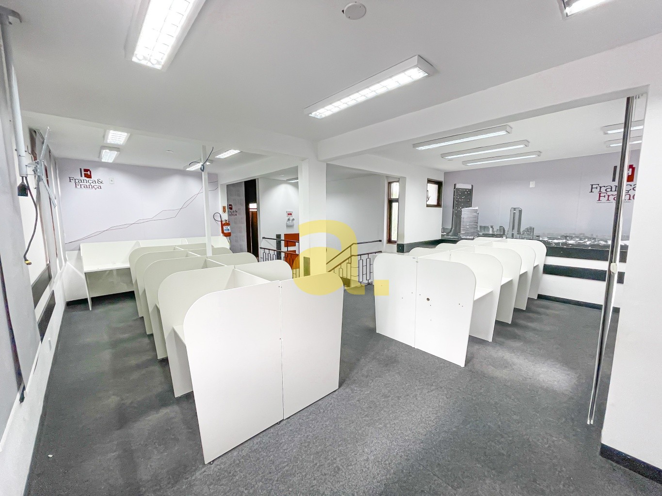 Conjunto Comercial-Sala para alugar, 246m² - Foto 3