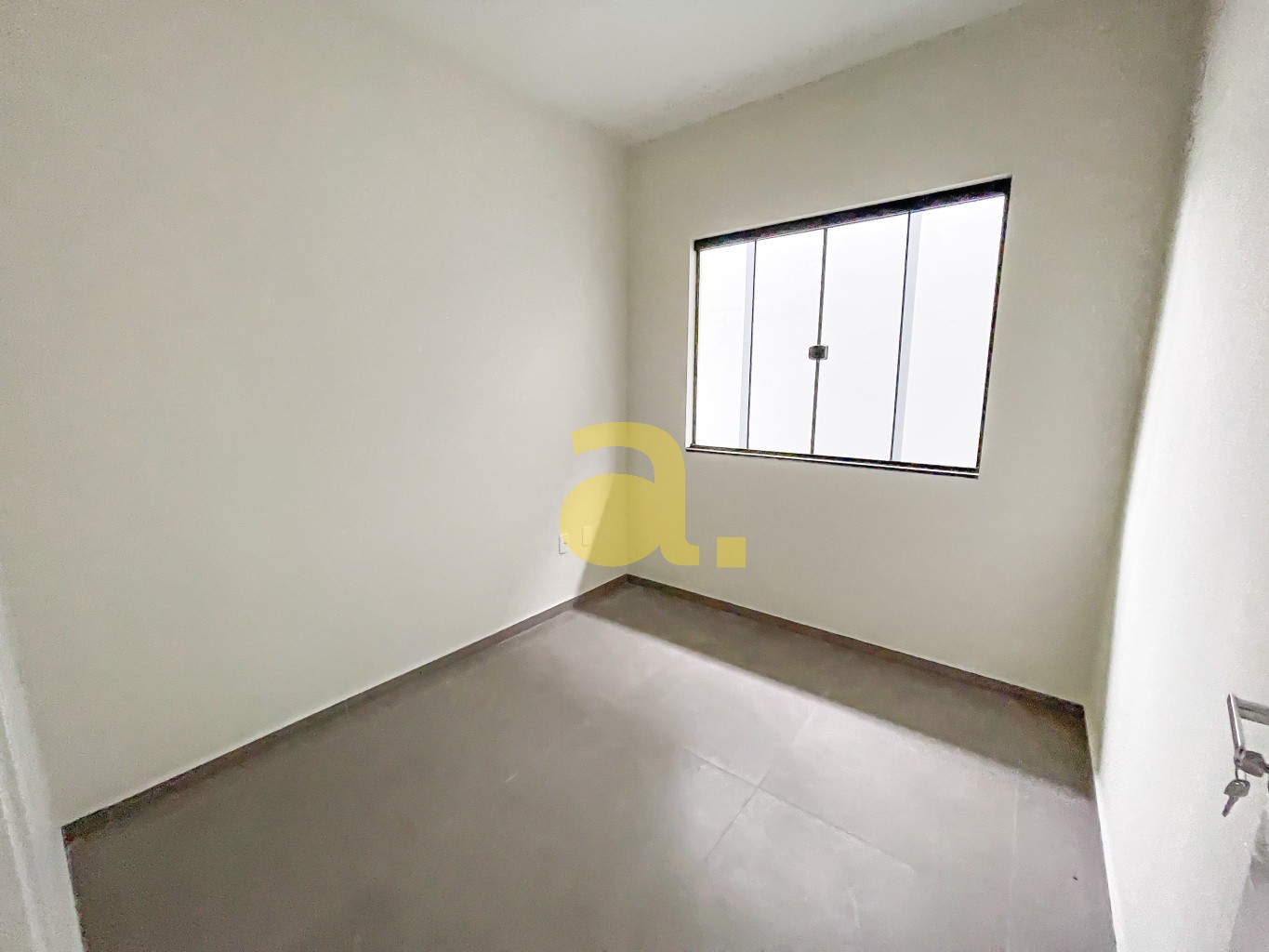 Casa à venda com 3 quartos, 101m² - Foto 14