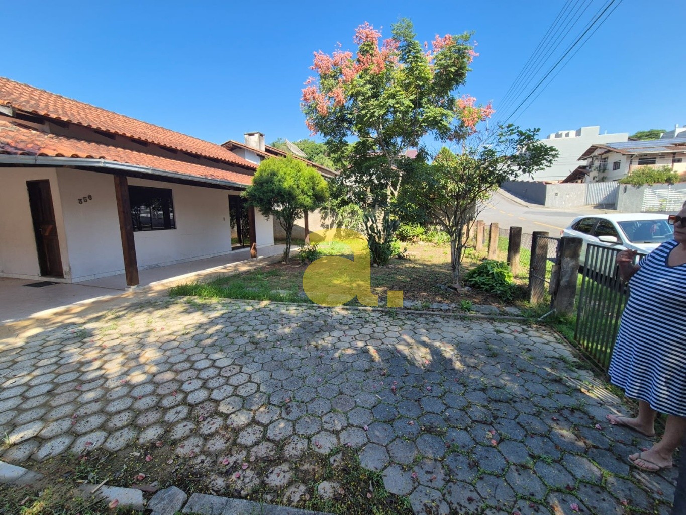 Casa para alugar com 2 quartos, 90m² - Foto 4