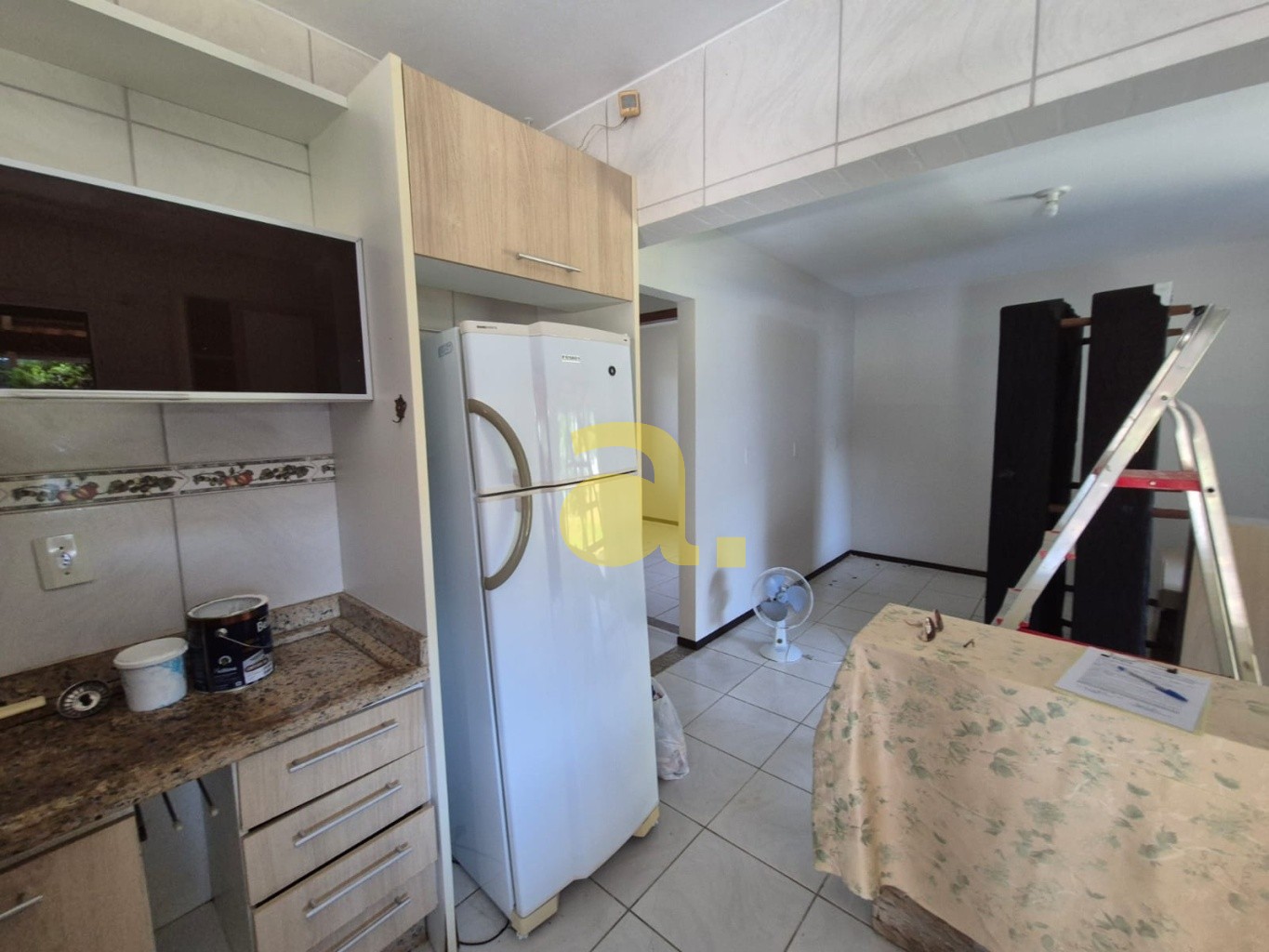 Casa para alugar com 2 quartos, 90m² - Foto 5