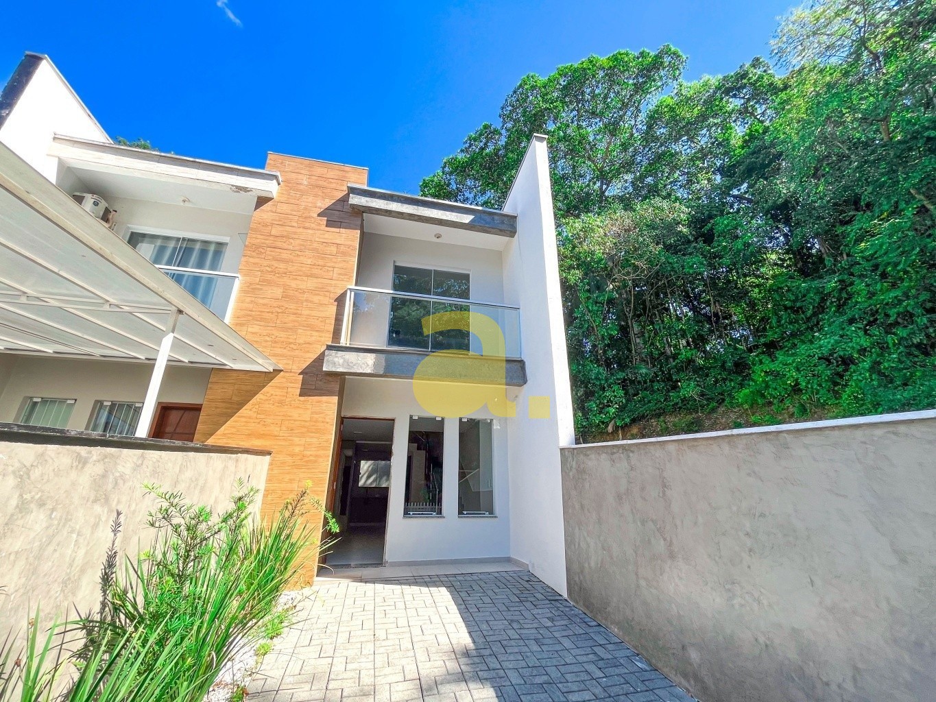 Sobrado à venda com 2 quartos, 73m² - Foto 1