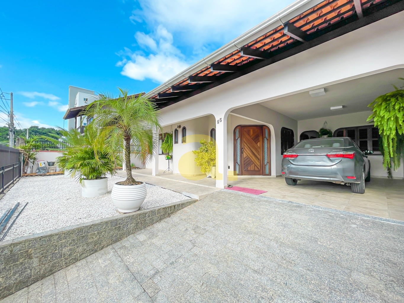 Casa, 4 quartos, 287 m² - Foto 1