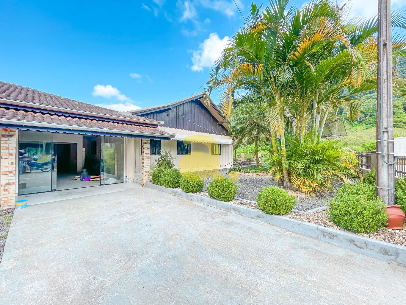 Sítio à venda com 5 quartos, 310m² - Foto 4