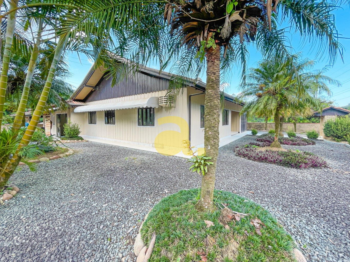 Sítio à venda com 5 quartos, 310m² - Foto 9