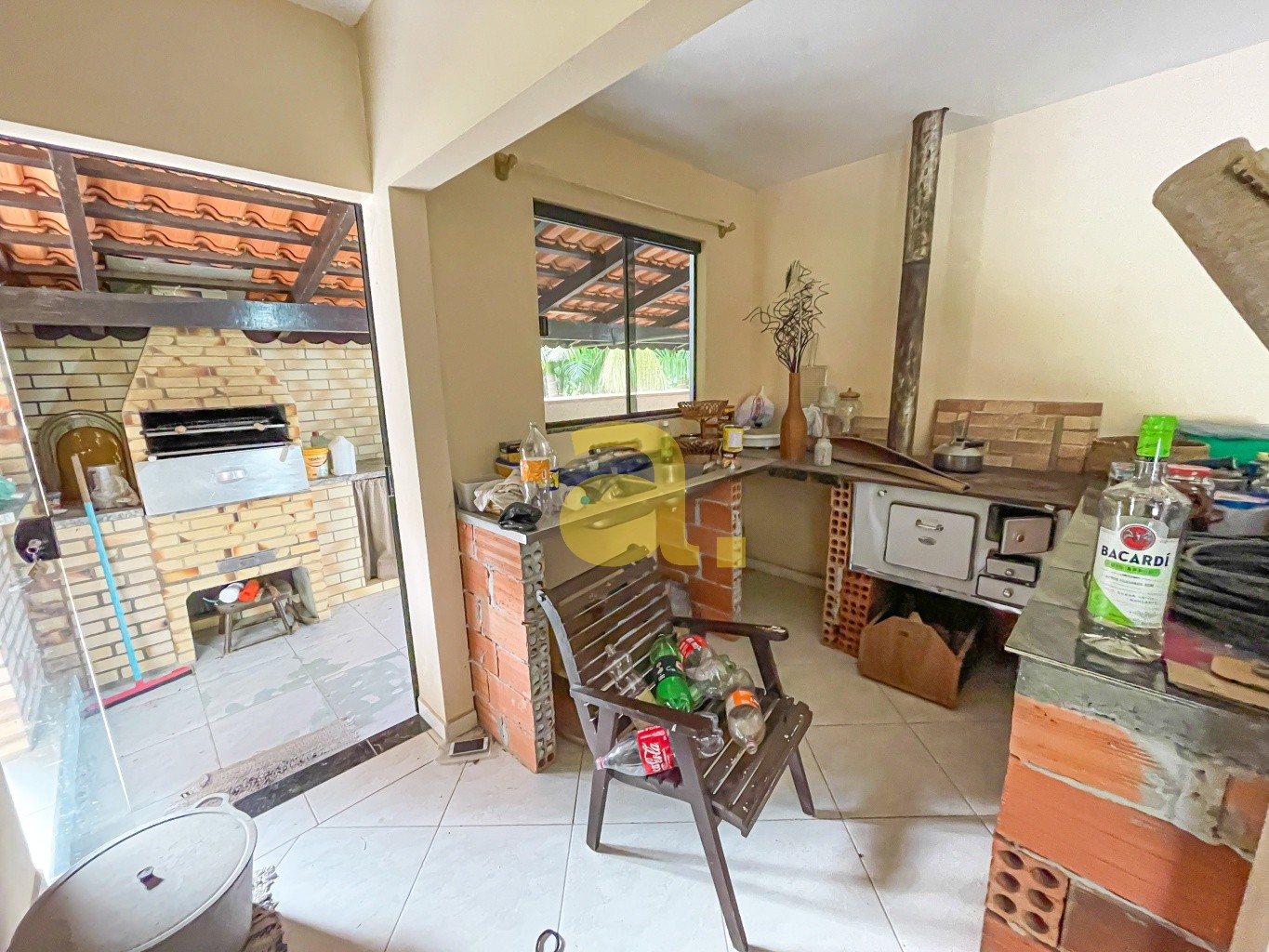 Sítio à venda com 5 quartos, 310m² - Foto 21