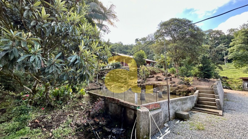 Casa à venda com 2 quartos, 110m² - Foto 16