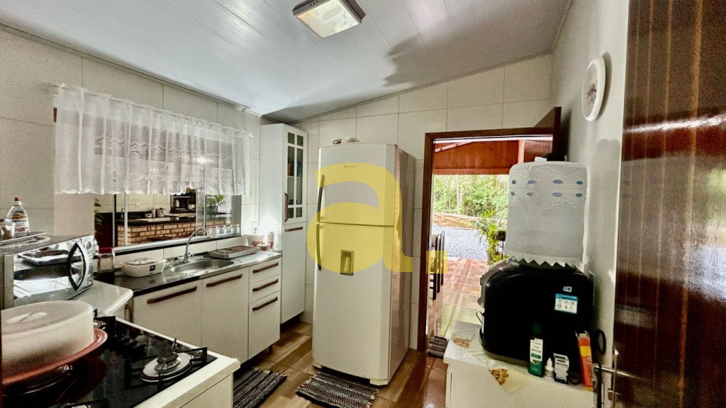 Casa à venda com 2 quartos, 110m² - Foto 6