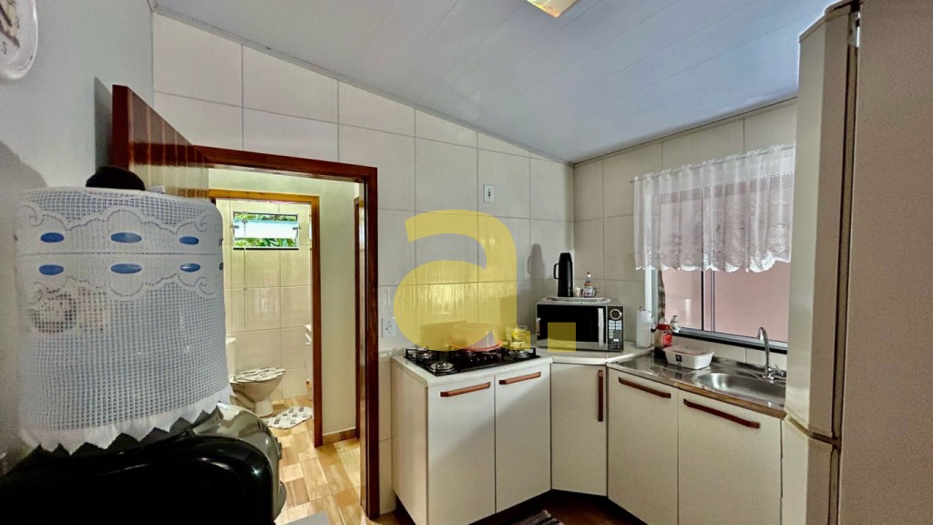 Casa à venda com 2 quartos, 110m² - Foto 8