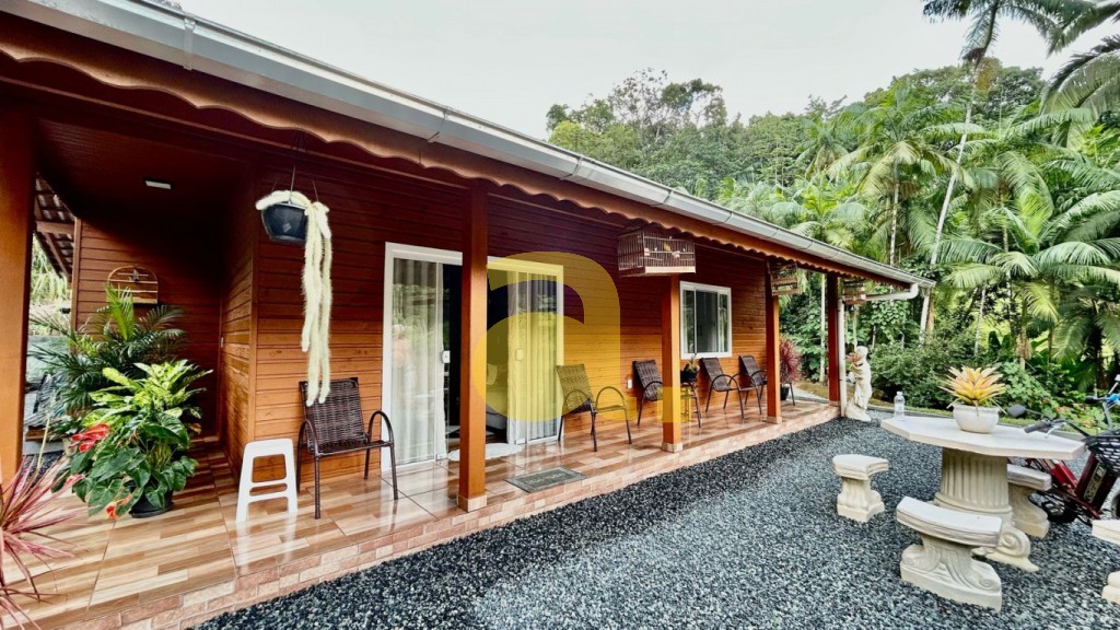 Casa à venda com 2 quartos, 110m² - Foto 4