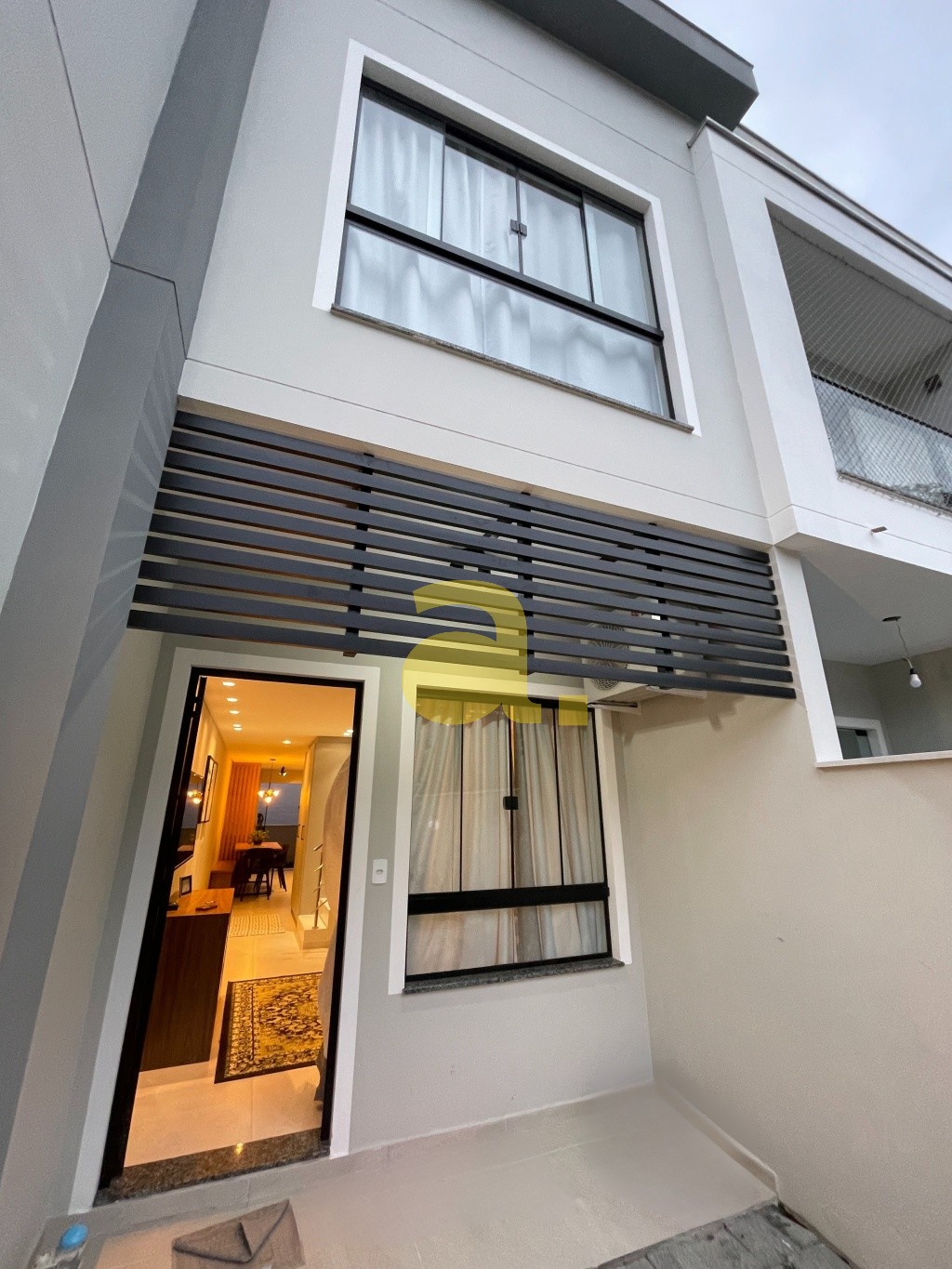 Sobrado à venda com 2 quartos, 90m² - Foto 2