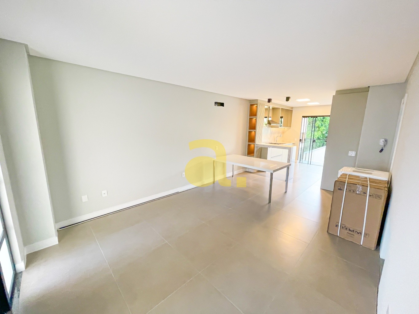 Sobrado à venda com 3 quartos, 138m² - Foto 2