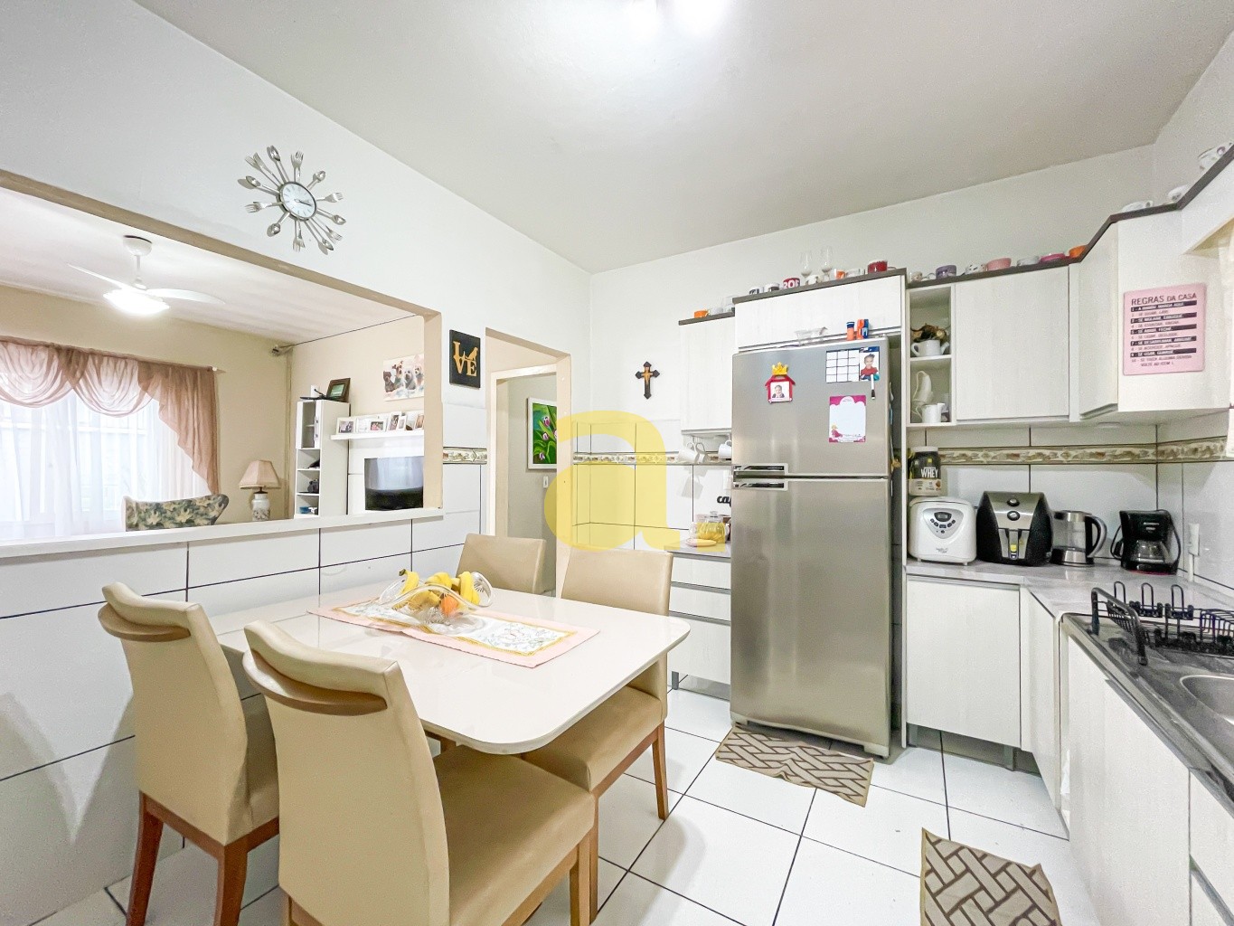 Casa à venda com 3 quartos, 132m² - Foto 13