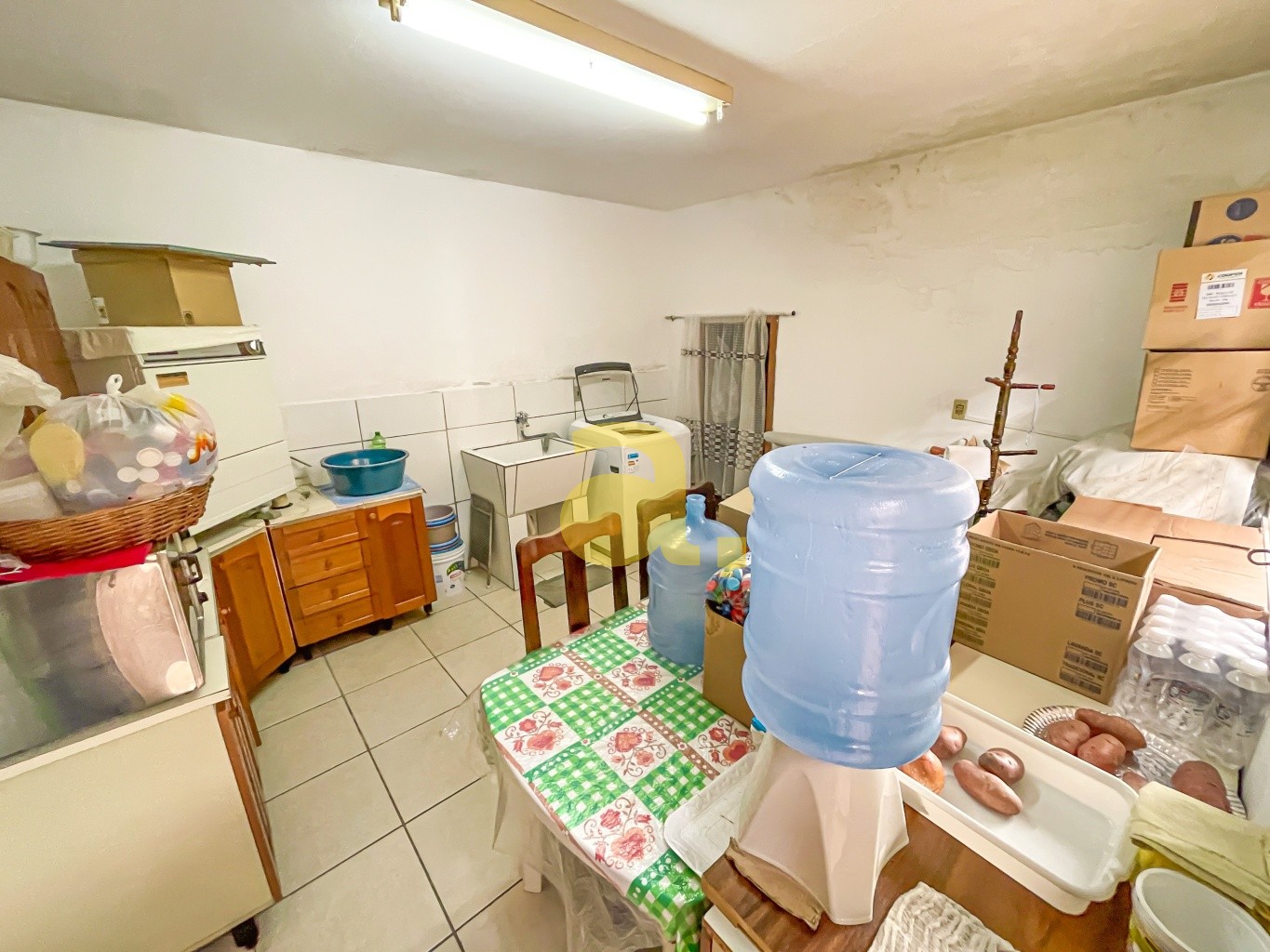 Casa para alugar com 4 quartos, 200m² - Foto 19