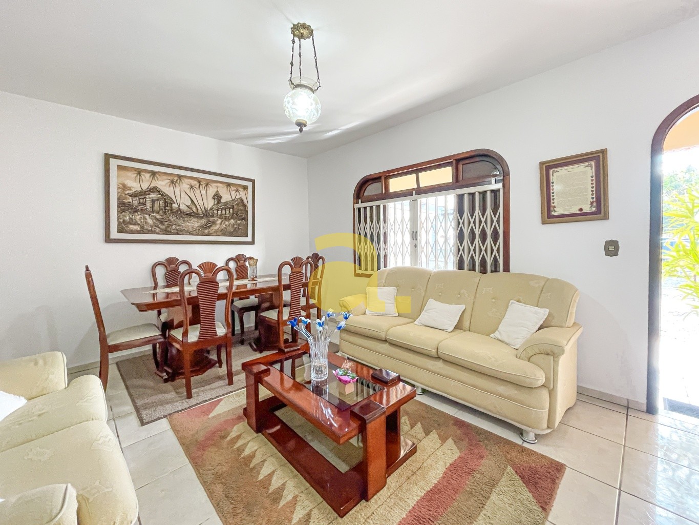 Casa para alugar com 4 quartos, 200m² - Foto 9