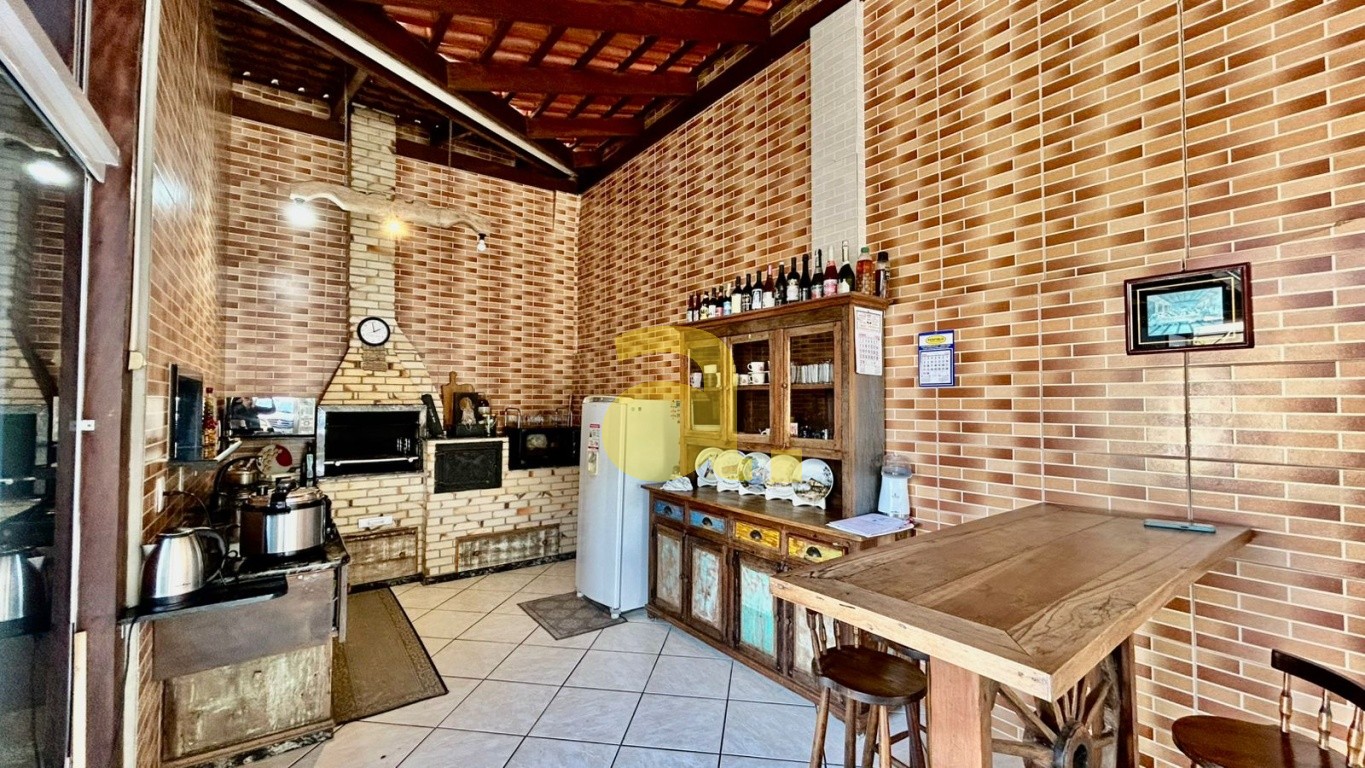 Casa, 3 quartos, 250 m² - Foto 8