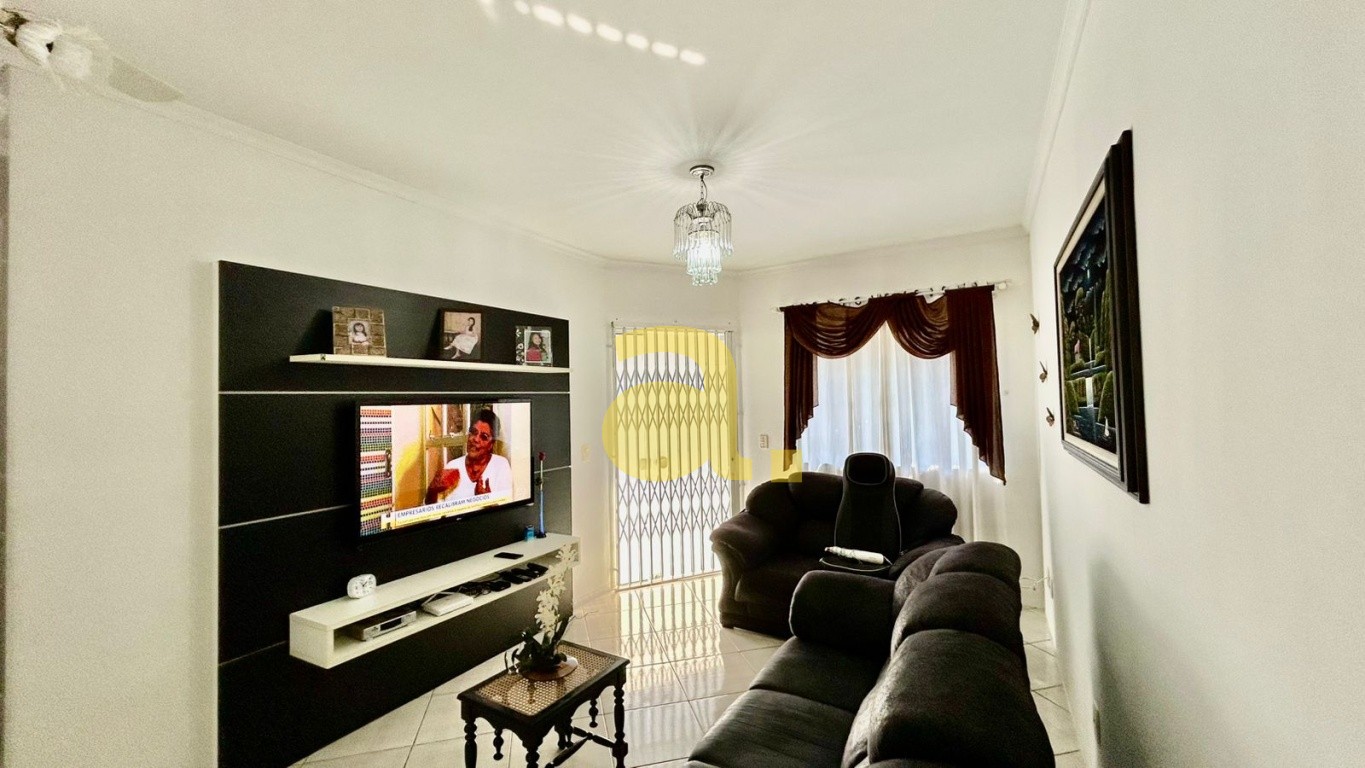 Casa, 3 quartos, 250 m² - Foto 14