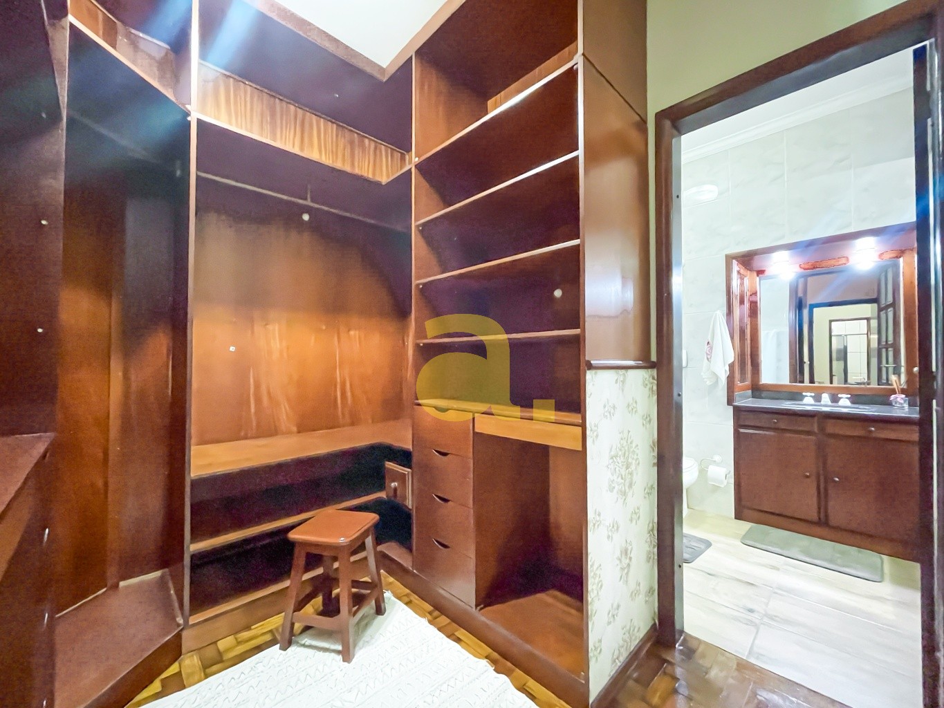 Casa à venda com 3 quartos, 235m² - Foto 19
