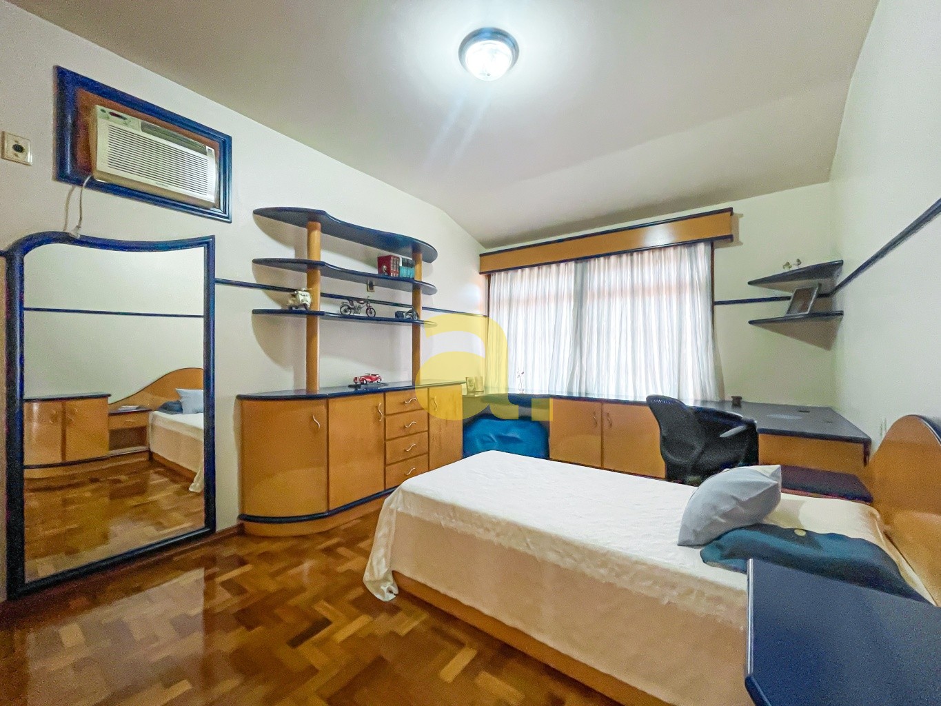 Casa à venda com 3 quartos, 235m² - Foto 22