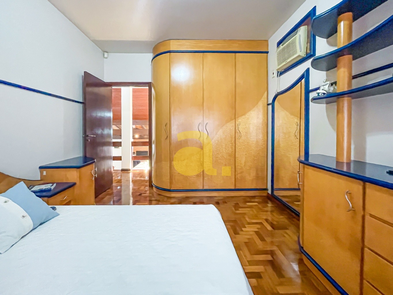 Casa à venda com 3 quartos, 235m² - Foto 23
