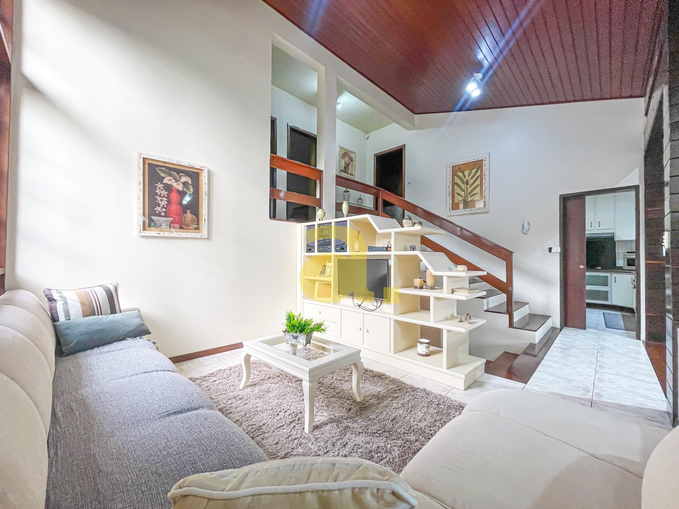 Casa à venda com 3 quartos, 235m² - Foto 10