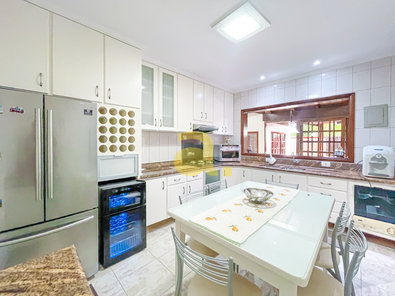 Casa à venda com 3 quartos, 235m² - Foto 12