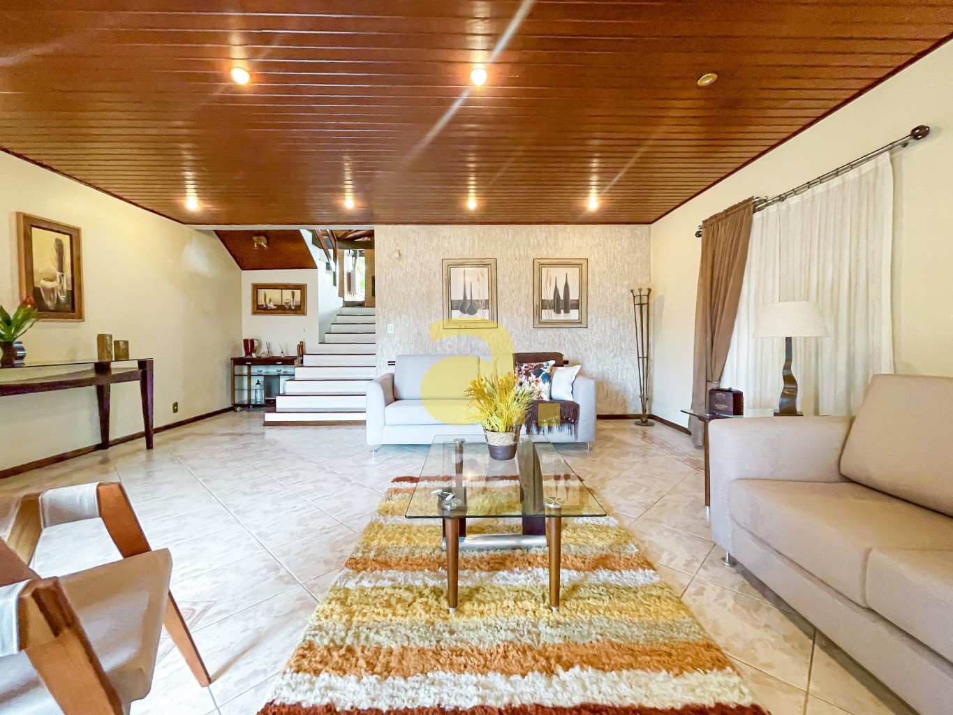 Casa à venda com 3 quartos, 235m² - Foto 13