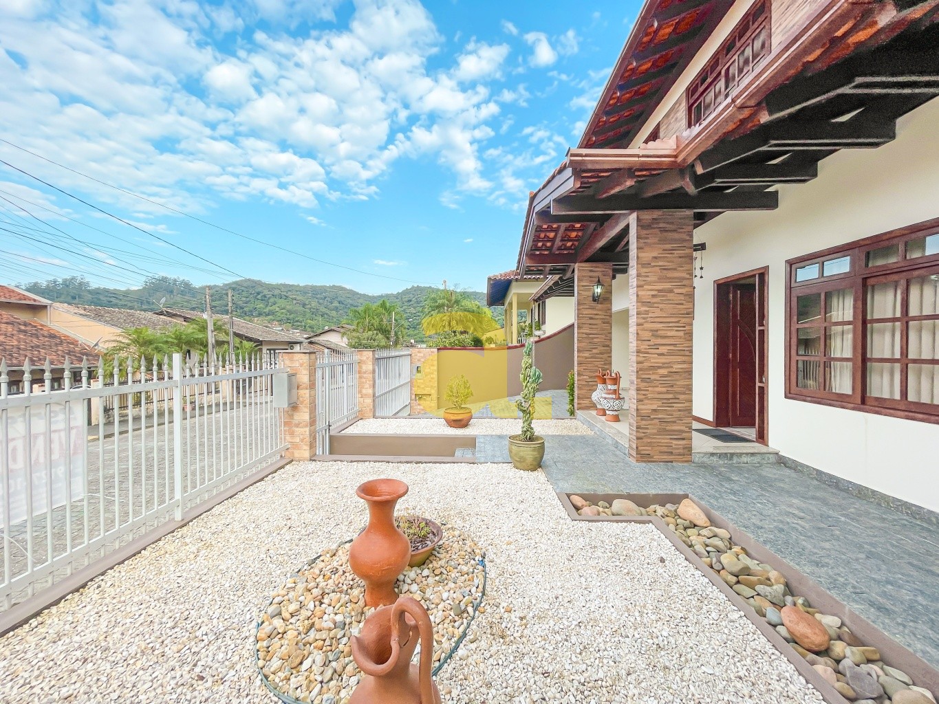 Casa à venda com 3 quartos, 235m² - Foto 26