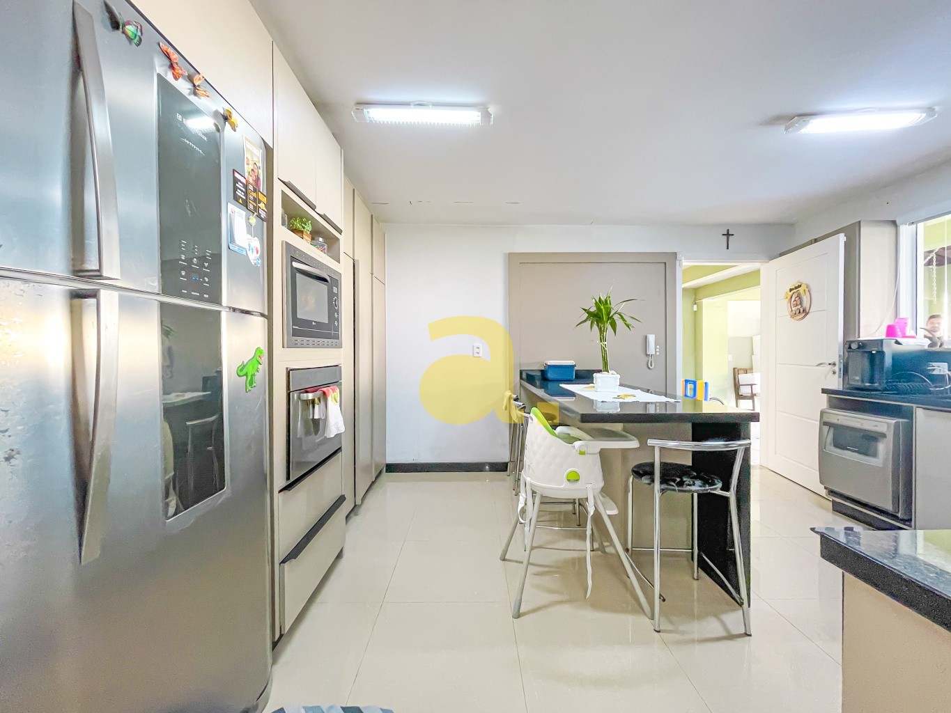 Casa, 4 quartos, 238 m² - Foto 9