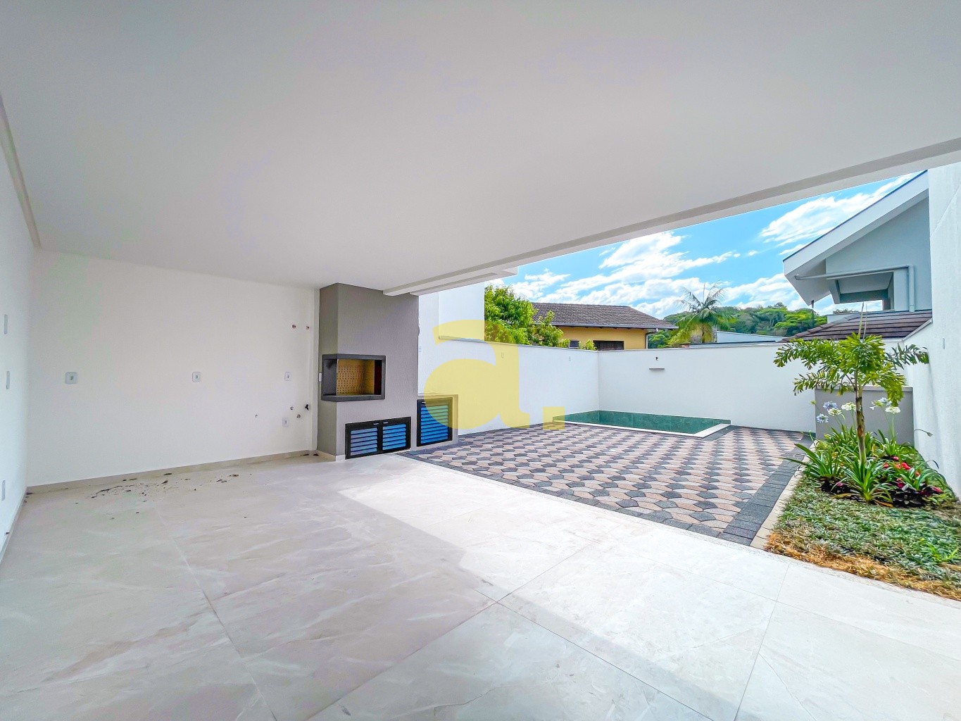 Sobrado, 3 quartos, 246 m² - Foto 1