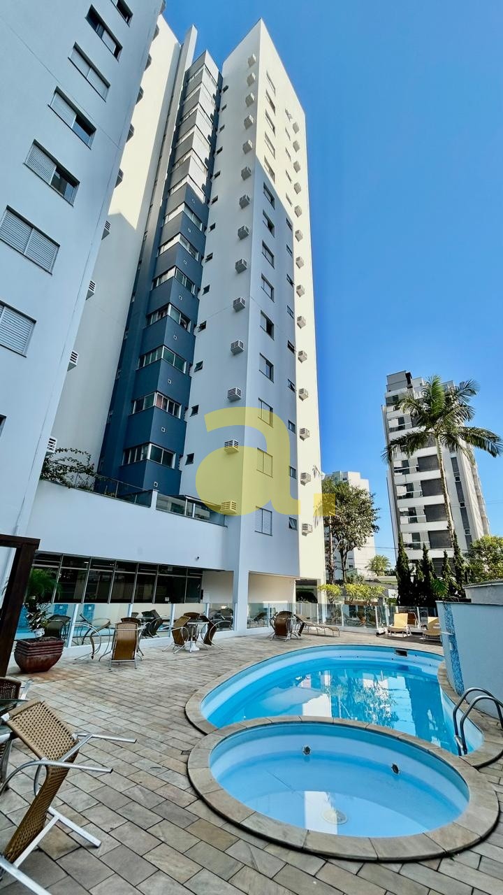 Apartamento à venda com 3 quartos, 109m² - Foto 2