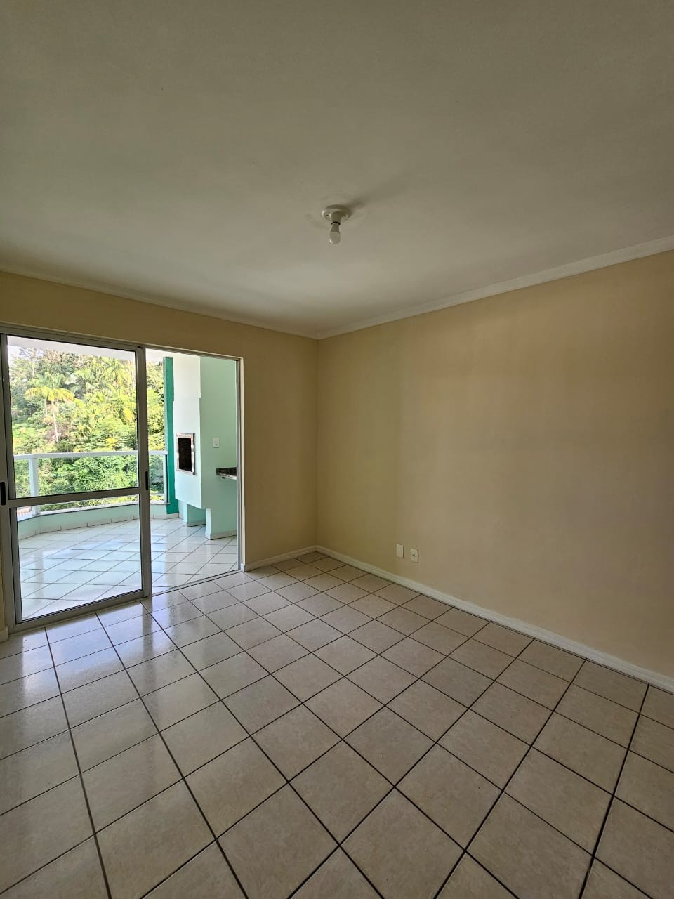 Apartamento para alugar com 2 quartos, 77m² - Foto 15