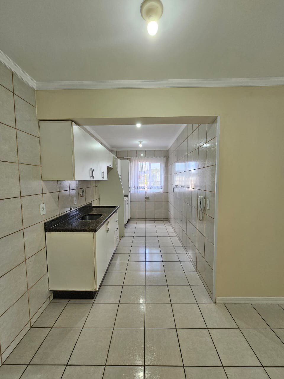 Apartamento para alugar com 2 quartos, 77m² - Foto 6