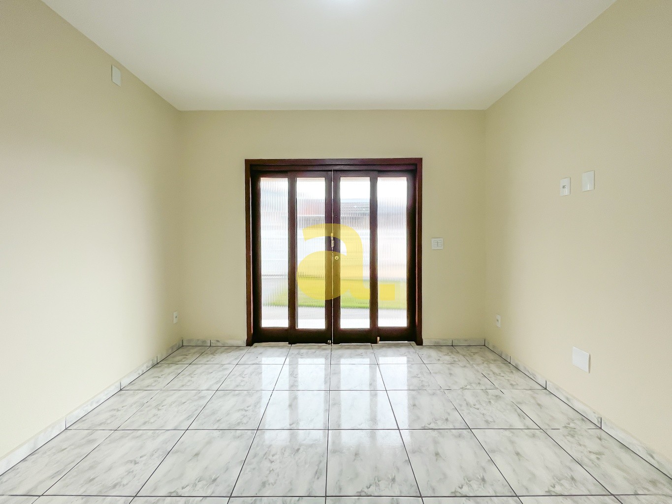 Casa à venda com 2 quartos, 90m² - Foto 14