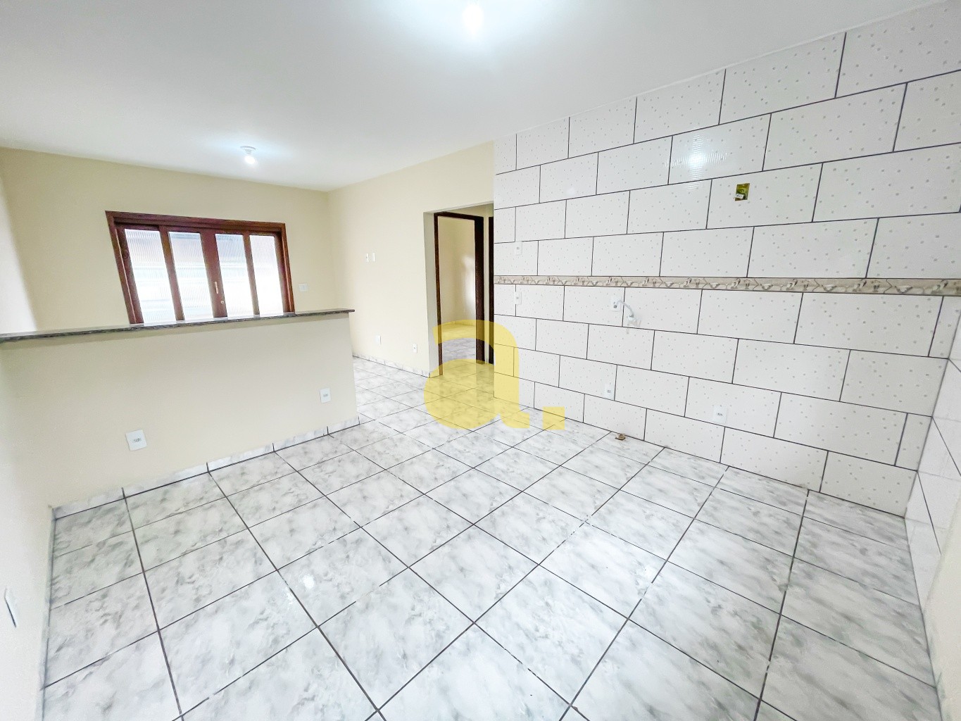 Casa à venda com 2 quartos, 90m² - Foto 8