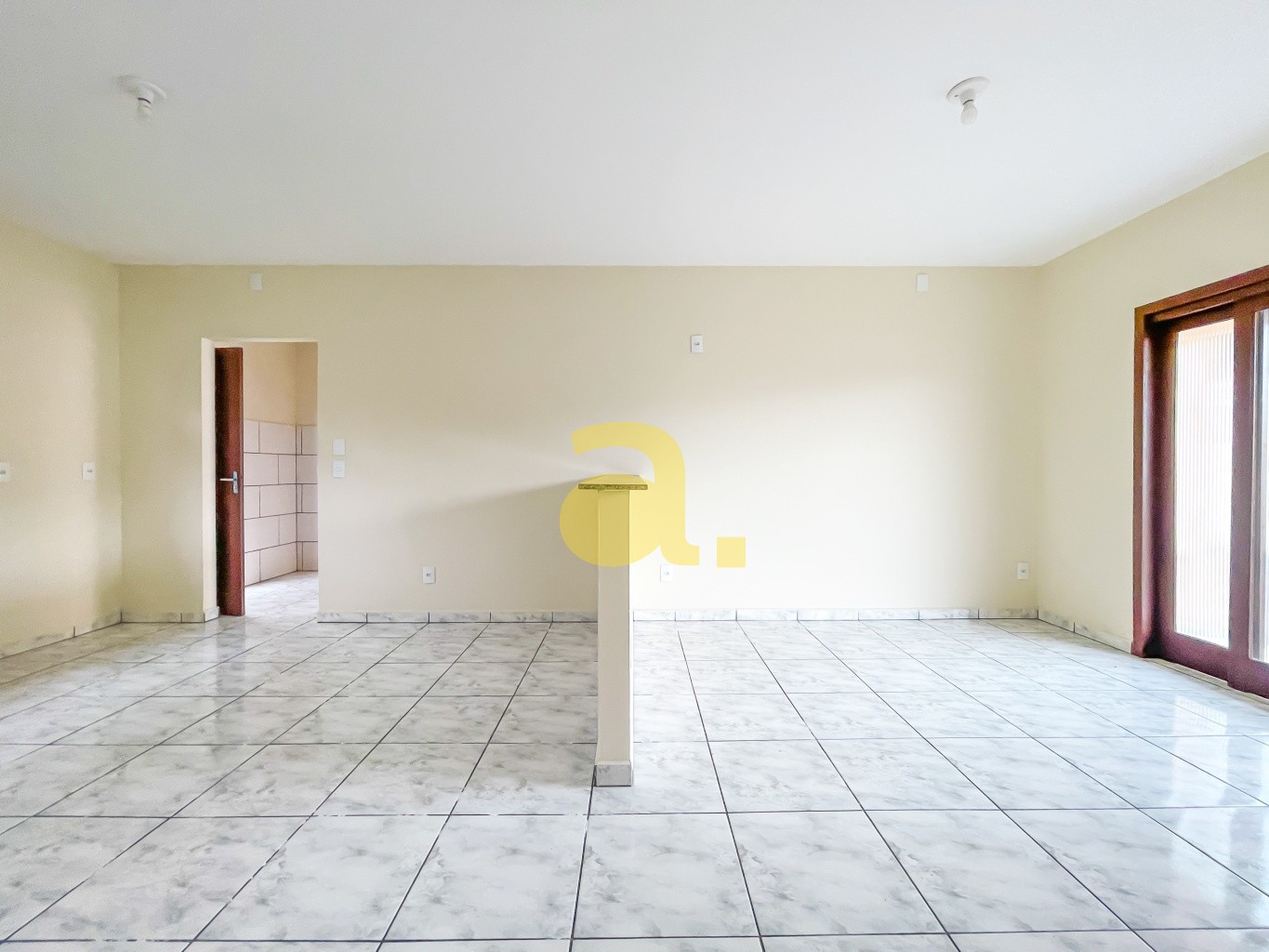 Casa à venda com 2 quartos, 90m² - Foto 12