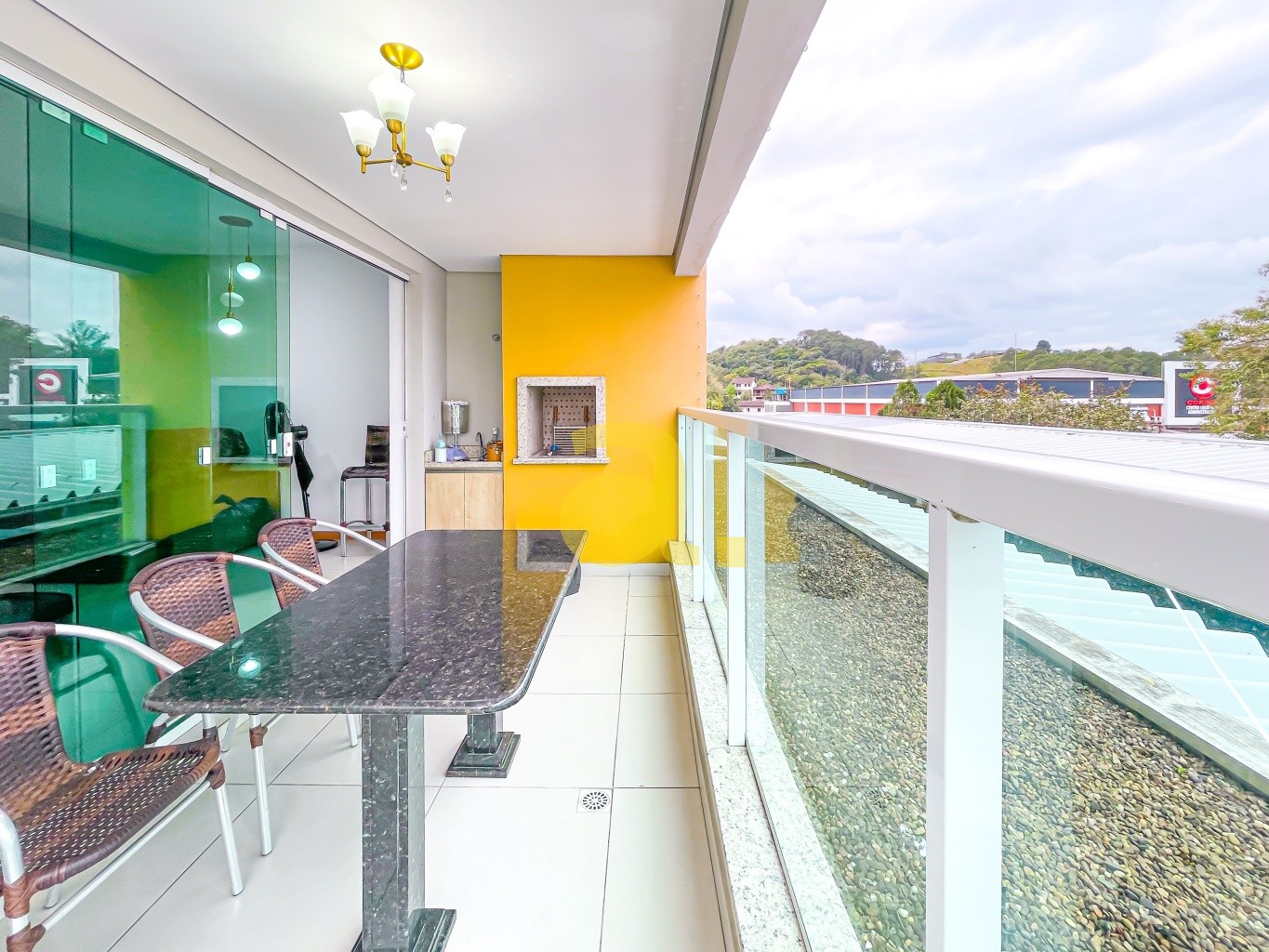 Apartamento à venda com 2 quartos, 77m² - Foto 11