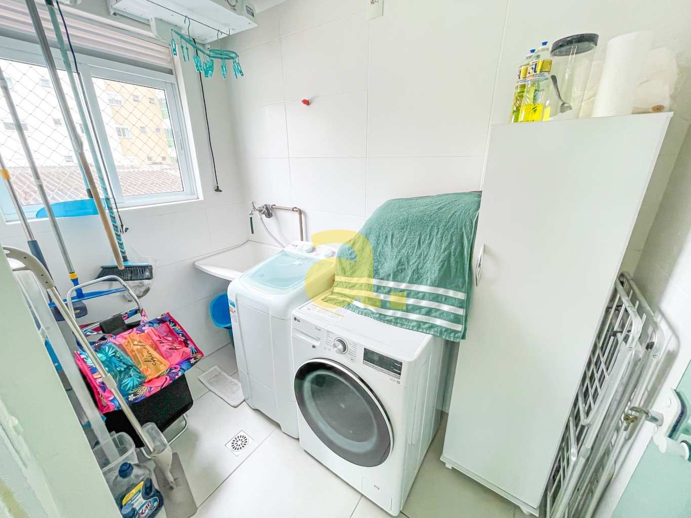 Apartamento à venda com 2 quartos, 77m² - Foto 19