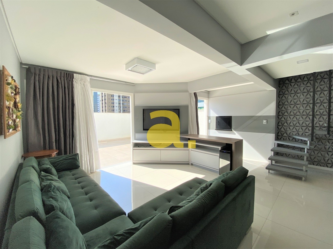 Apartamento, 3 quartos, 252 m² - Foto 1