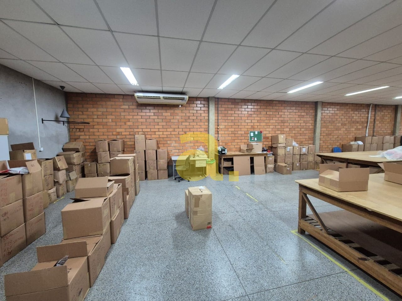 Depósito-Galpão, 800 m² - Foto 1