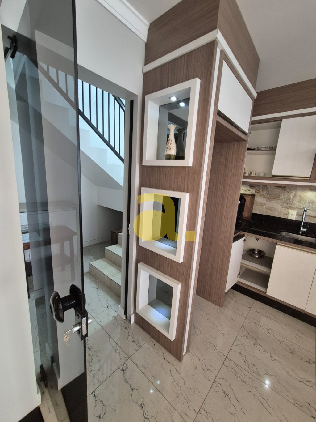 Casa de Condomínio para alugar com 2 quartos, 170m² - Foto 3