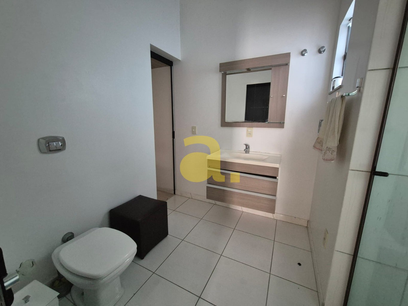 Casa de Condomínio para alugar com 2 quartos, 170m² - Foto 12
