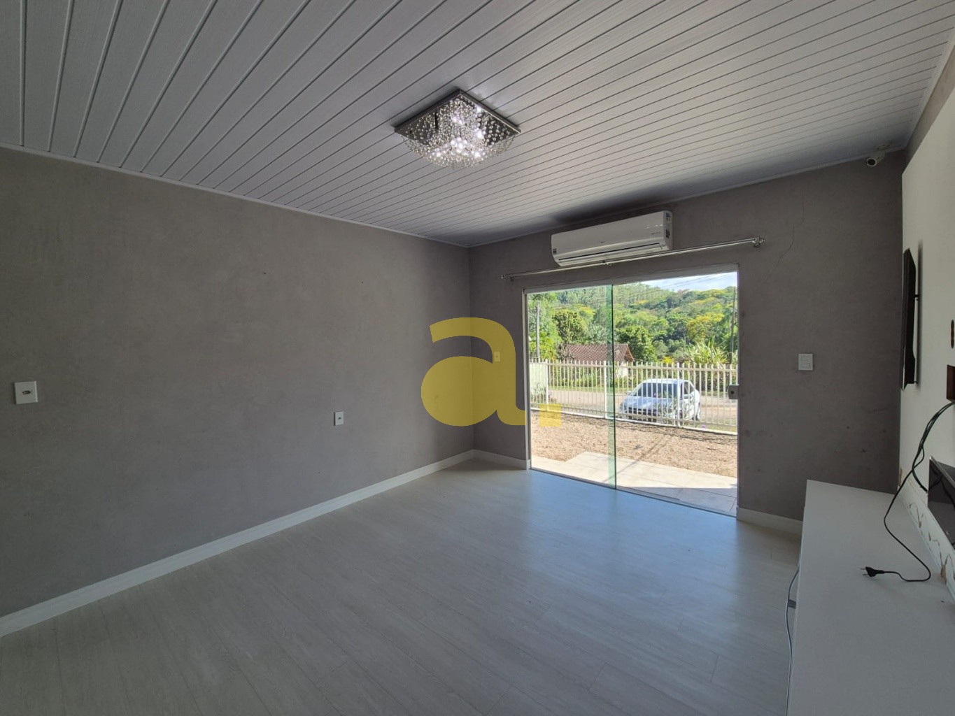 EXCELENTE CASA SEMI-MOBILIDA LOCALIZADA NO BAIRRO BADENFURT — foto 2