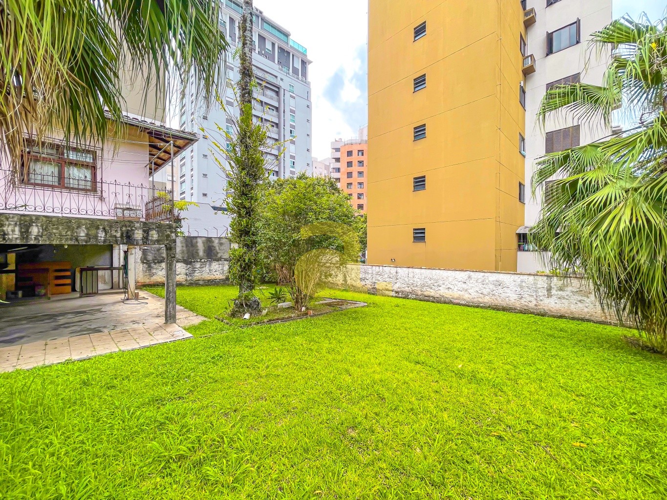 Casa, 4 quartos, 212 m² - Foto 2